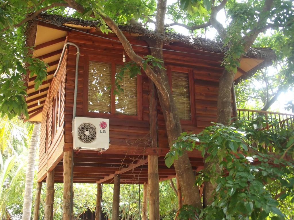 Lord Of The Forest Batticaloa Exterior photo