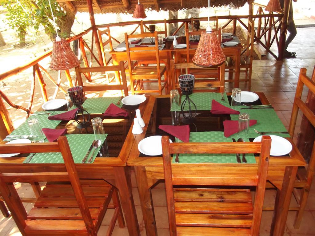 Lord Of The Forest Batticaloa Room photo