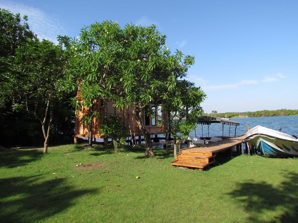 Lord Of The Forest Batticaloa Room photo