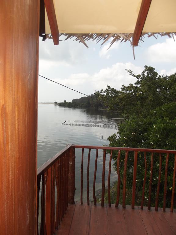 Lord Of The Forest Batticaloa Exterior photo
