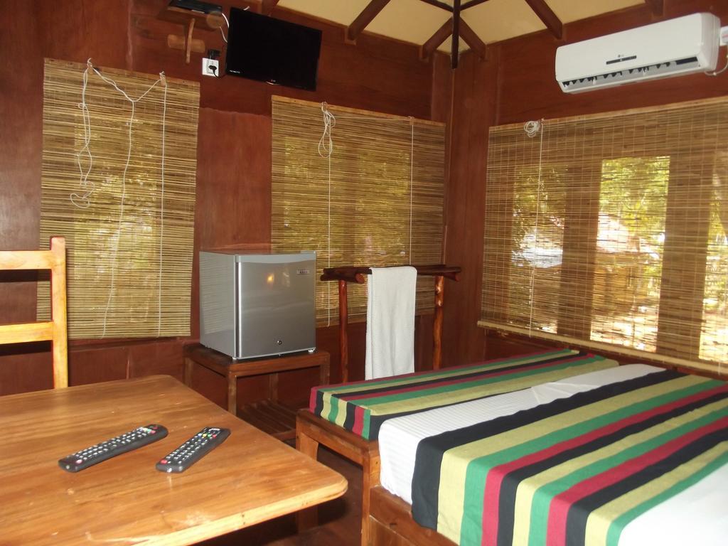 Lord Of The Forest Batticaloa Exterior photo