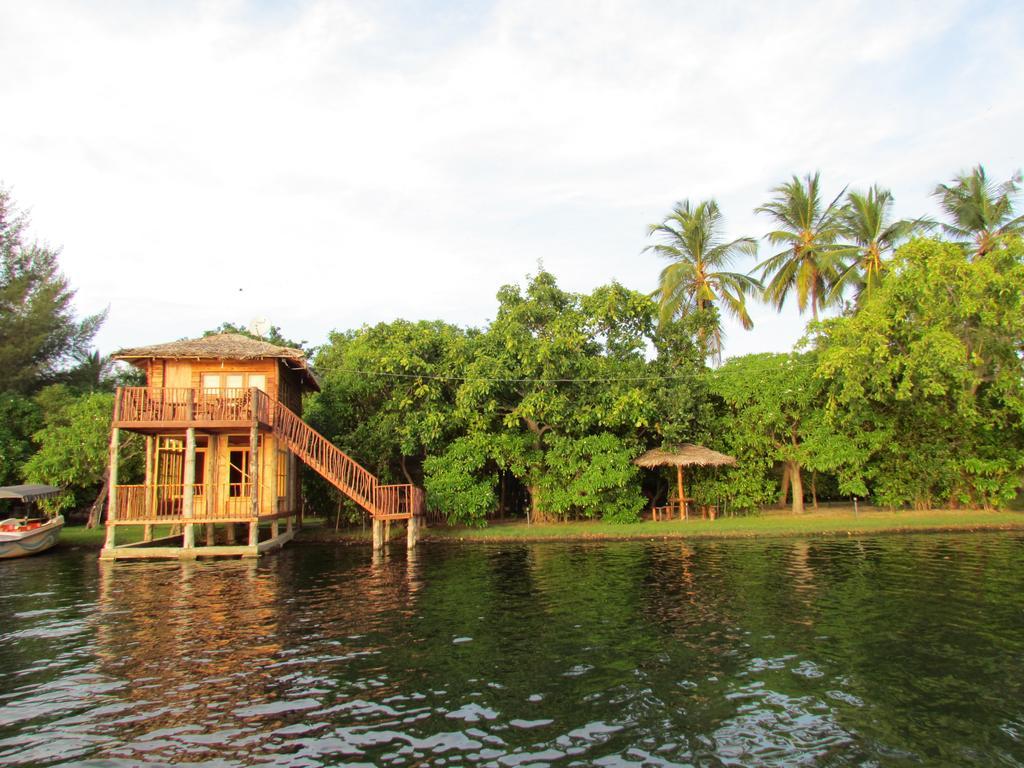 Lord Of The Forest Batticaloa Exterior photo